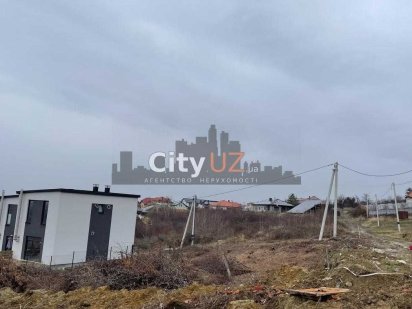 Продається земельна ділянка в Ужгороді на Червениці