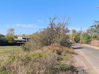 Ділянка 12 соток, Троєщина, Деснянська вул, фасад, Городище. Киев