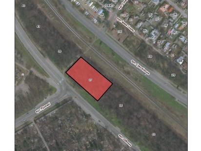 Продаж земельної під торгівлю 0,4106 га, вул. Одеська, 37 Черкаси