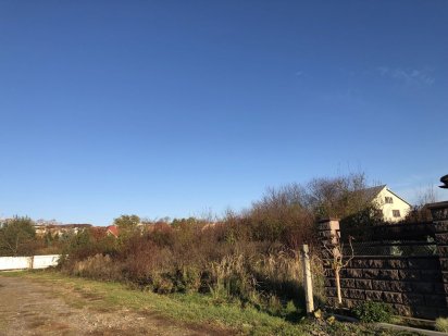 Продаж ділянки біля Джина,р-н Собранецької,центральні комунікації