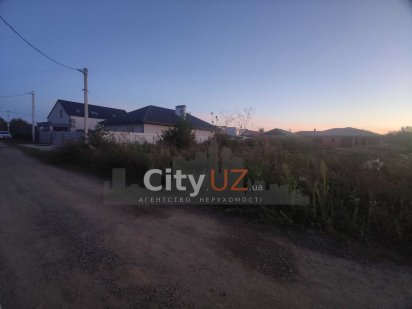 Продається ділянка у мікрорайоні «Садовий»