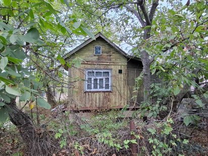 Продаж земельної ділянки на Радужному Киев