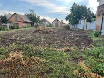 (5)     Продам земельну ділянку  в с. Пирогово  9793 Вінниця