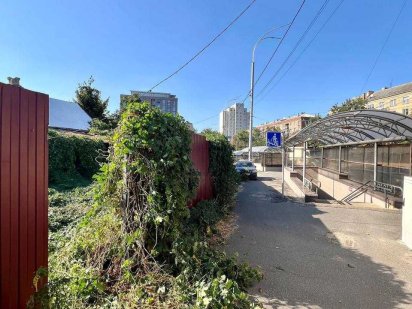 Продам землю 13 соток ФАСАД з двох сторін пр. Лобановського, 62 Киев