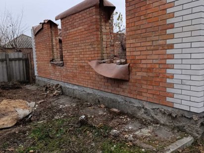 Продам земельну ділянку  Н Балащівка з розпочатим будівництвом