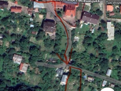 земельна ділянка вулиця Лисеницька прилягає до лісу Львов