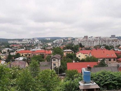 Продаж земельної ділянки на вул. Єрошенка