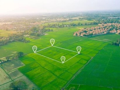 Продам земельну ділянку під бізнес