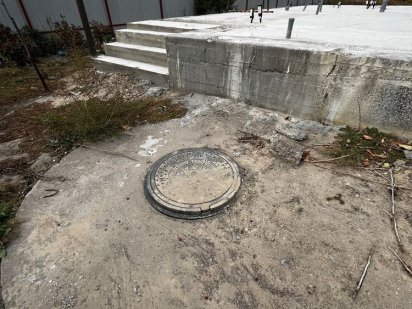 участок з фундаментом і комунікаціями власник Бориспіль