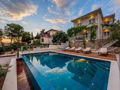 4 сотки в закрытом кооперативе! Ул. Бернардацци! 1A37