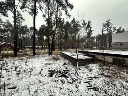 Продаж ділянки під комерцію. Варшавка, за рестораном Рим Буча