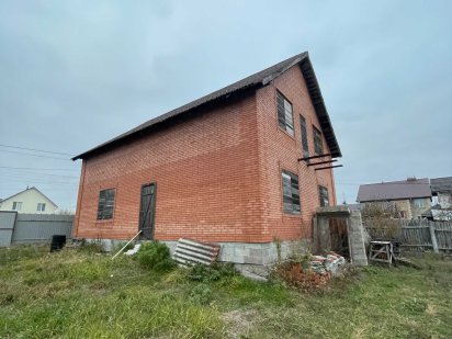 Земельна ділянка в Бучі (є недобудова)