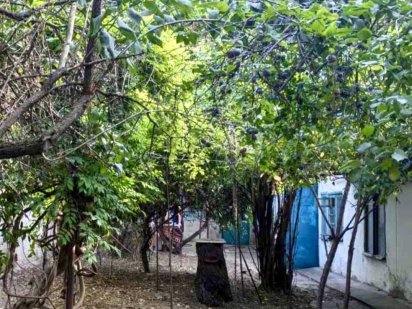 Продам участок на Фонтане, ул.Бригадная, правильной формы. 5,5 соток Одеса