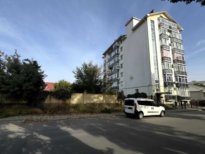 Продам в ЦЕНТРІ 9 сот. земельну ділянку по вул. Софіівській № 9 Кременчук