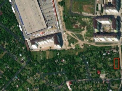 Власник  Продається територія на  каскаді біля арсену та епіцентру Ивано-Франковск