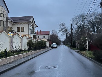 Продам участок ул Вавилова (правильной формы) Одесса