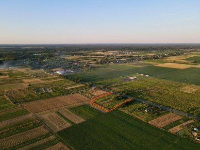 Фасадна ділянка під комерцію на окружній м.Луцьк Луцк