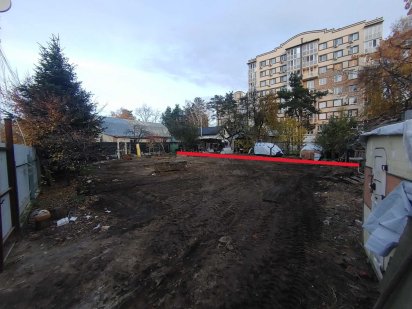 Земельна ділянка біля вокзалу Ирпень