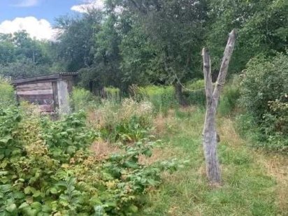 Продам участкок под застройку 2км от окружной . Киев. С.П. Борщаговка. Петропавловская Борщаговка