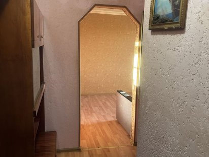 Продам однокімнатну квартиру на пʼятому поверсі, місто Мукачево Мукачево