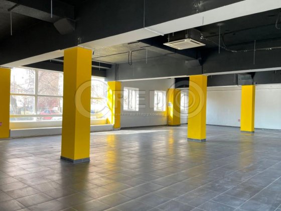 Оренда магазину вул. В. Великого Кривий Ріг