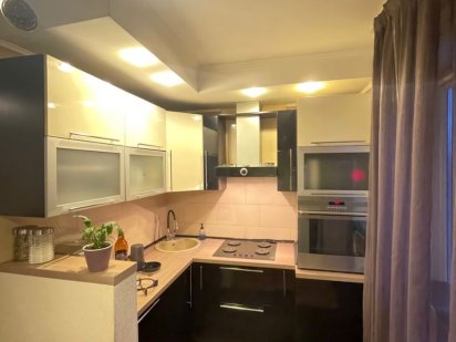 Продаж 3-к.кв з меблями і технікою по Головатого 6. Борисполь