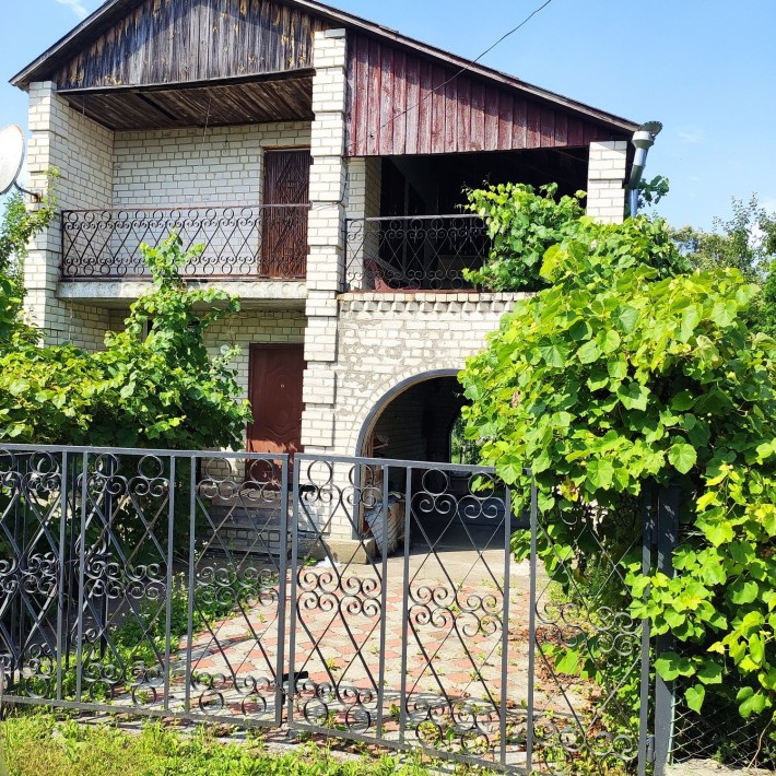 Продам дачний будинок в Ташках, кооператив ,,Сад'', є світло, вода . - фото 1