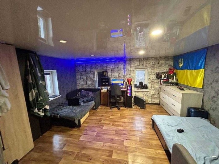 Продається частина будинку в районі Юрівки на 4 кімнати - фото 1