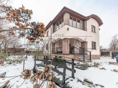 Оренда будинку 250м2, Жуляни, Голосіївський р-н Киев