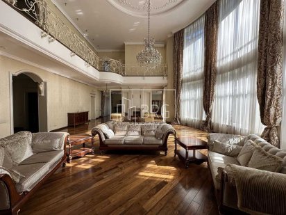 Аренда дома с бассейном в сосновом лесу Козин без комиссии Козин