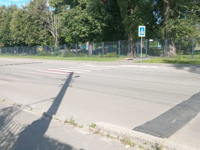 У Баришівці. Жилий стан! Без комісії! Будинок. Здам! Барышевка