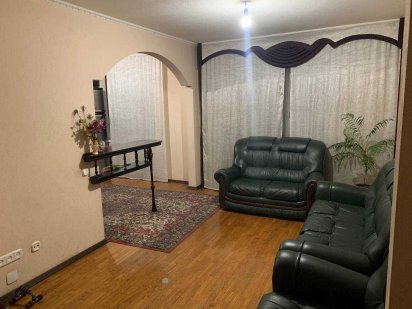 Сдам комнату в трехкомнатной квартире Дніпро