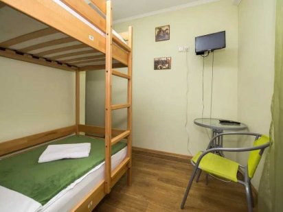 Шикарное Общежитие! Киев, Метро Хрещатик Площадь Независимости! Киев