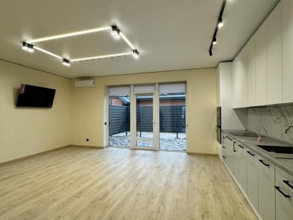 Продам Таунхаус  з ремонтом  на Заріччі/Є-відновлення/Є-оселя Белая Церковь