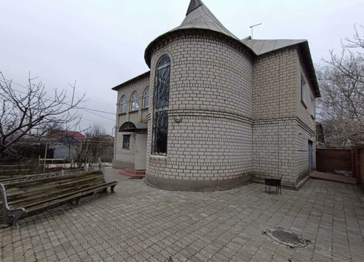 Продам двухэтажный Дом в Корабельном районе ул. Дружбы - фото 1