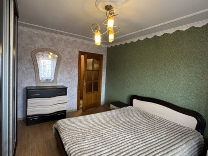 Квартира в ценрі міста 4 хв до басейну Берегове