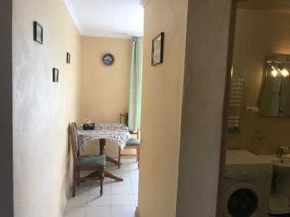 Комфортабельна 1-кім квартира навпроти термального басейну (20 м) Берегове