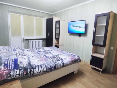 Сдам посуточно  1-ю квартиру, есть всё. Автовокзал, парк, центр. Краматорск