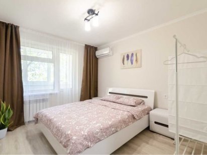 ЦЕНТР МІСТА подобова квартира в КРАМАТОРСЬКУ! Краматорск