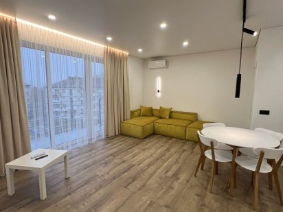 Сучасна нова квартира подобово Мукачево