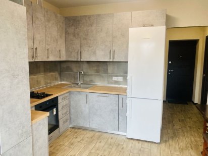 Сдается 1 комн. Посуточно. Центр, ремонт.