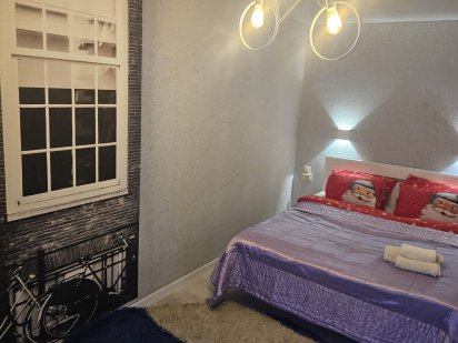 Сдам посуточно люксовую 2ку в центре с ноткойАмстердама Кременчук