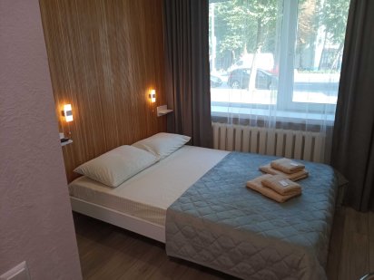 квартира-студія погодинно (площа 17 м2 - 700 грн/доба ). На Волі Луцк