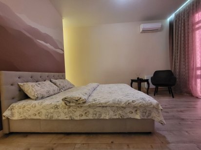 ЖК ТЕАТРАЛЬНИЙ центр Злата Плаза Рівне