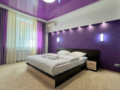 ApartPoltava Неповторні апарт. з КУТОВОЮ ванною поряд стадіону ВОРСКЛА Полтава