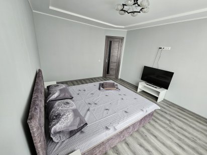 Подобово, посуточно  2к. Квартира в центральній частині міста. Звітні Тернопіль