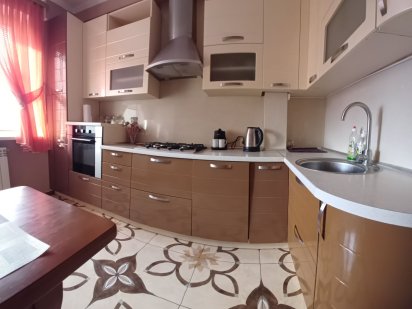 Ковпака/ Сумської тероборони 3- кімнатна, подобово Суми