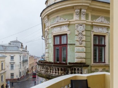 Апарт студія Франка Черновцы