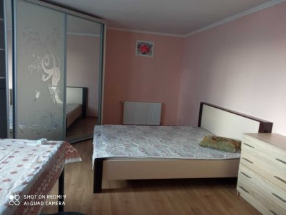 Подобово 2-кім квартира вул. Бандери близько центру Тернопіль