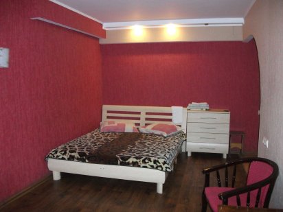 1км кв в Центрі, подобово, погодинно Полтава